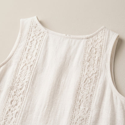 Robe Sans Manches en Dentelle — Coupe Évasée & Chic